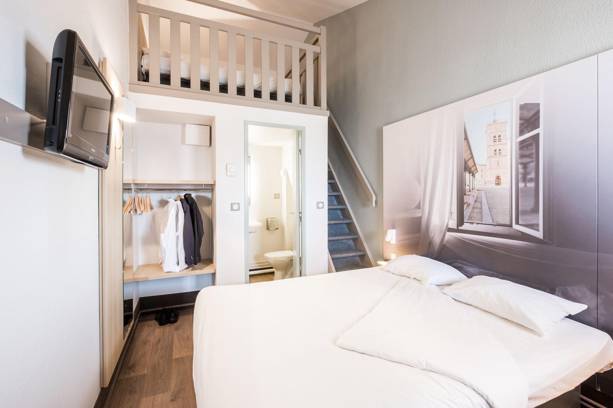 B&B Hotel Lyon St Priest Сен-Приест Екстериор снимка