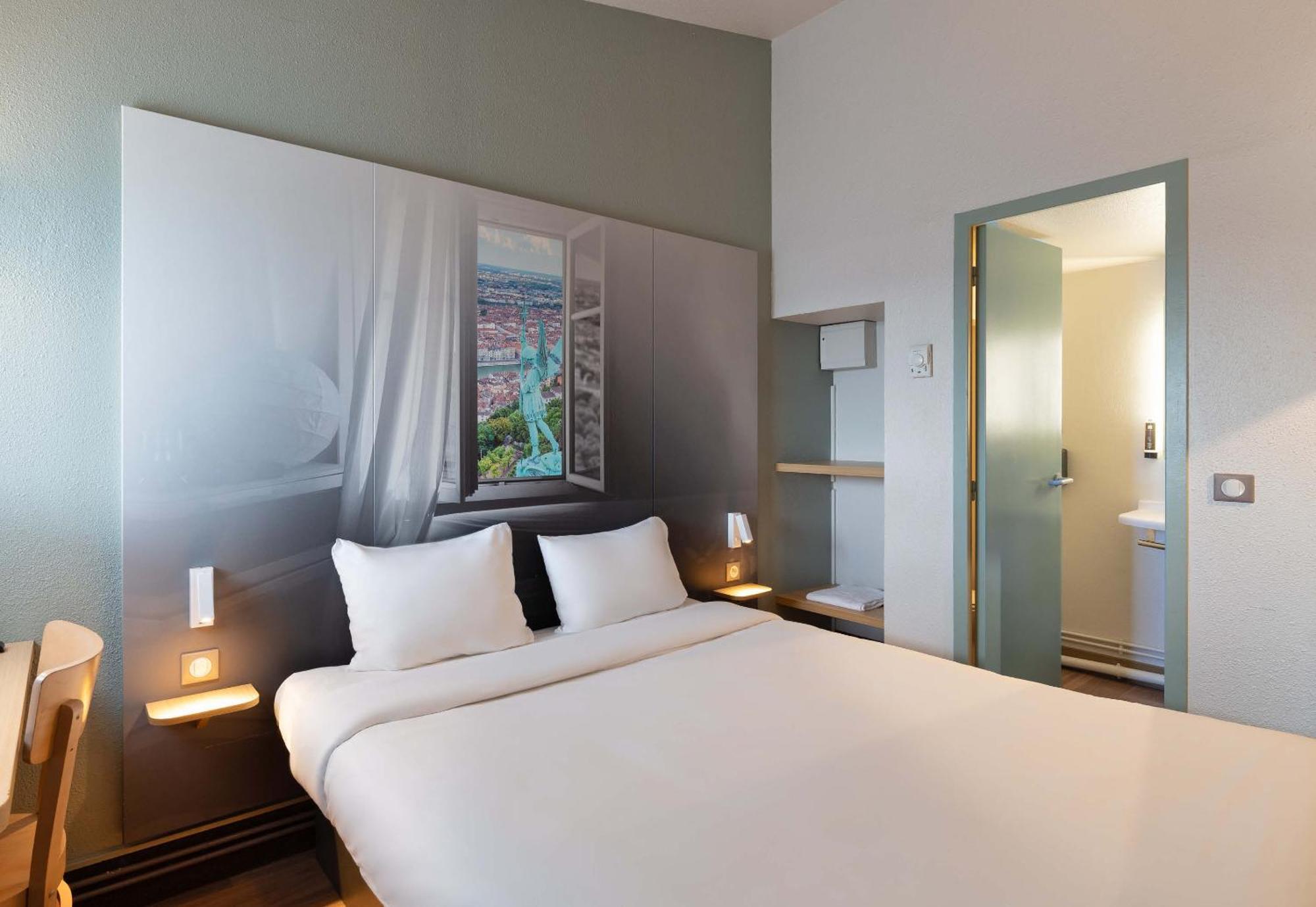 B&B Hotel Lyon St Priest Сен-Приест Екстериор снимка