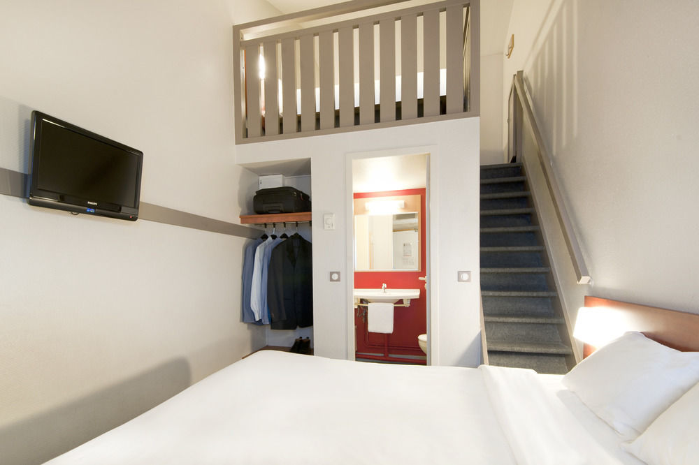 B&B Hotel Lyon St Priest Сен-Приест Екстериор снимка